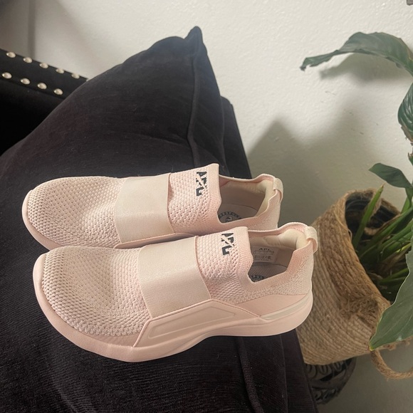 APL: Athletic Propulsion Labs TechLoom Bliss Sneakers - Picture 7 of 12